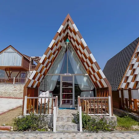 Semesterbostad Cozy Bungalow Surrounded By Nature With Shared Pool In Demre, Antalya *